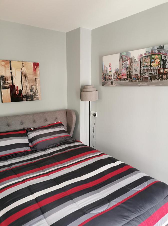 Conlyn House Bed & Breakfast นิวคาสเซิล ภายนอก รูปภาพ